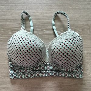Victoria Secret 34DD Padded Plunge Bra